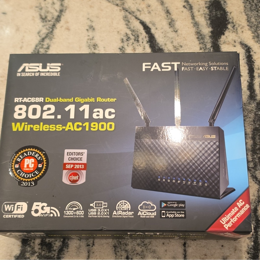 ASUS RT-AC68R Wireless-AC1900 Dual-Band Gigabit Router Complete In Box CIB